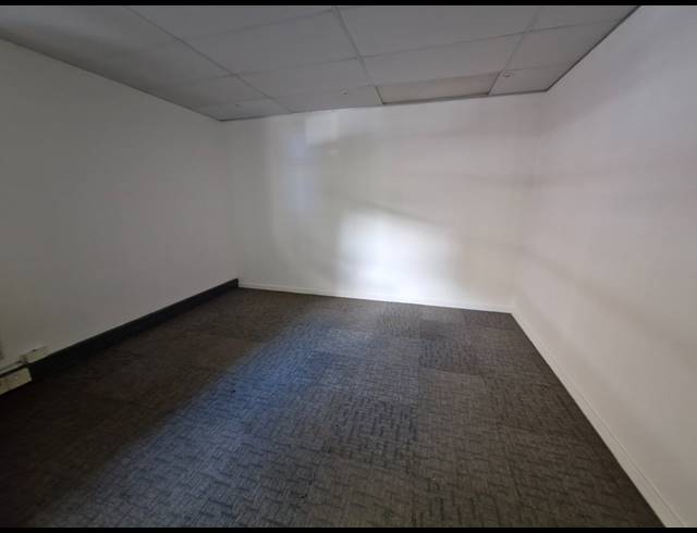 211M² OFFICE TO LET IN BARDENE